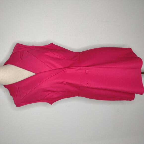 NWOT Privy Women's Pink Sleeveless Romper Size Medium - Picture 1 of 8